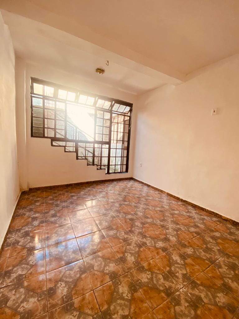 Casa à venda com 5 quartos, 340m² - Foto 11