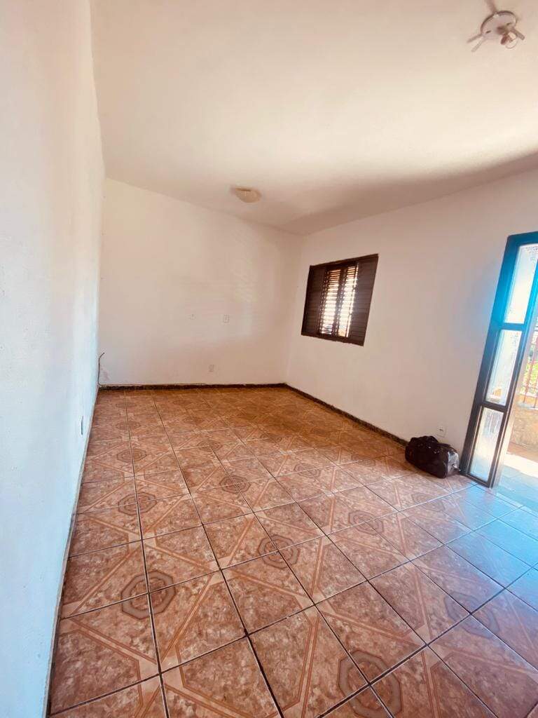 Casa à venda com 5 quartos, 340m² - Foto 10