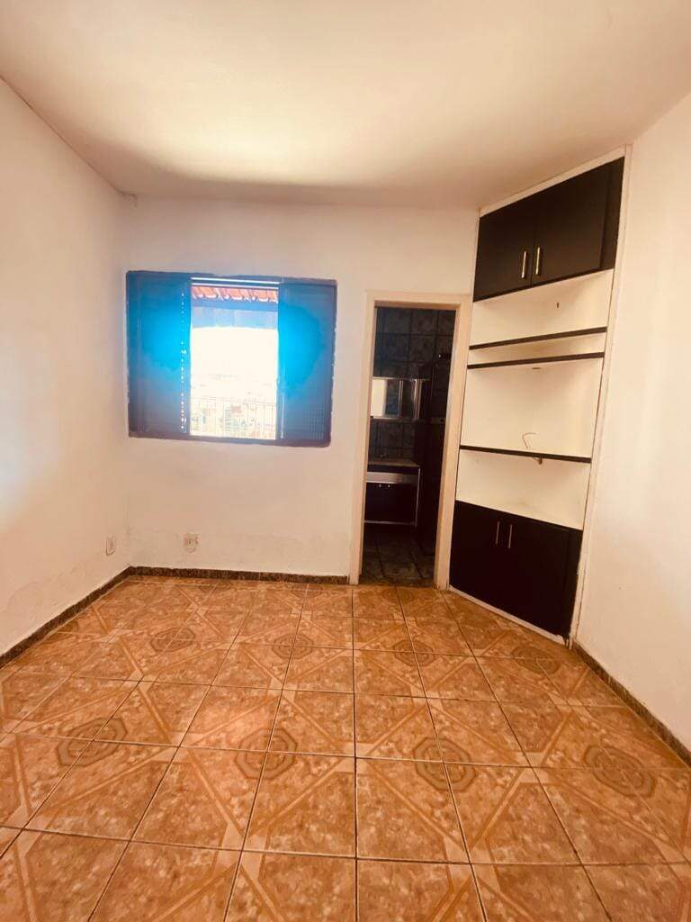 Casa à venda com 5 quartos, 340m² - Foto 7