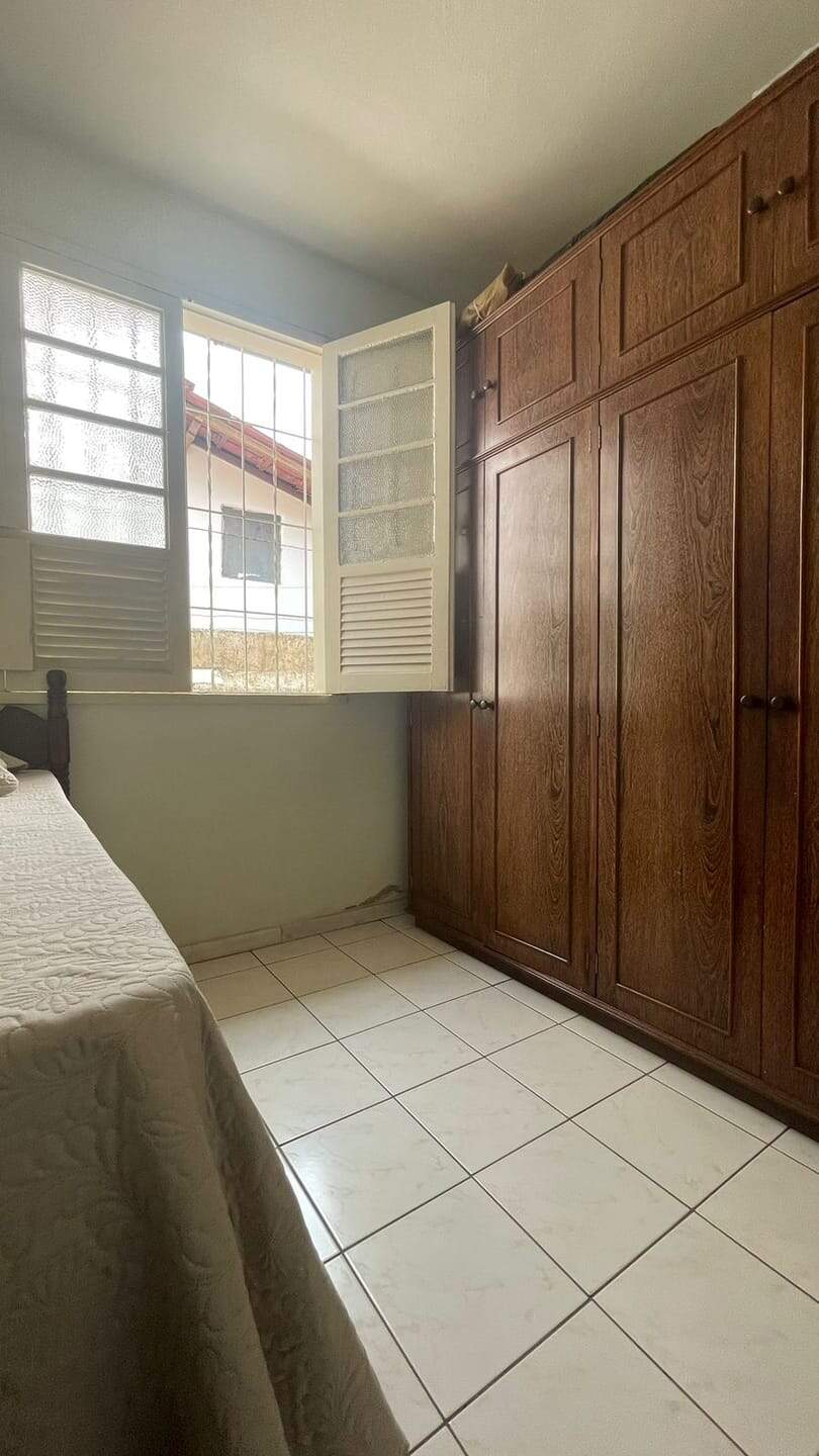 Casa à venda com 3 quartos, 360m² - Foto 9