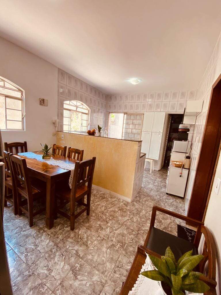 Casa à venda com 4 quartos, 280m² - Foto 6