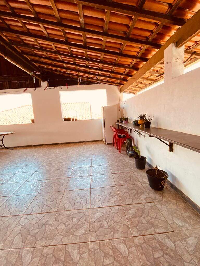 Casa à venda com 4 quartos, 280m² - Foto 32