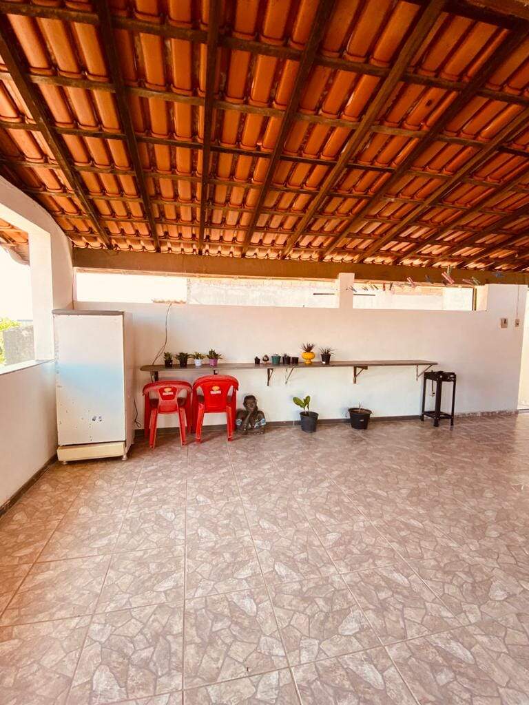 Casa à venda com 4 quartos, 280m² - Foto 30