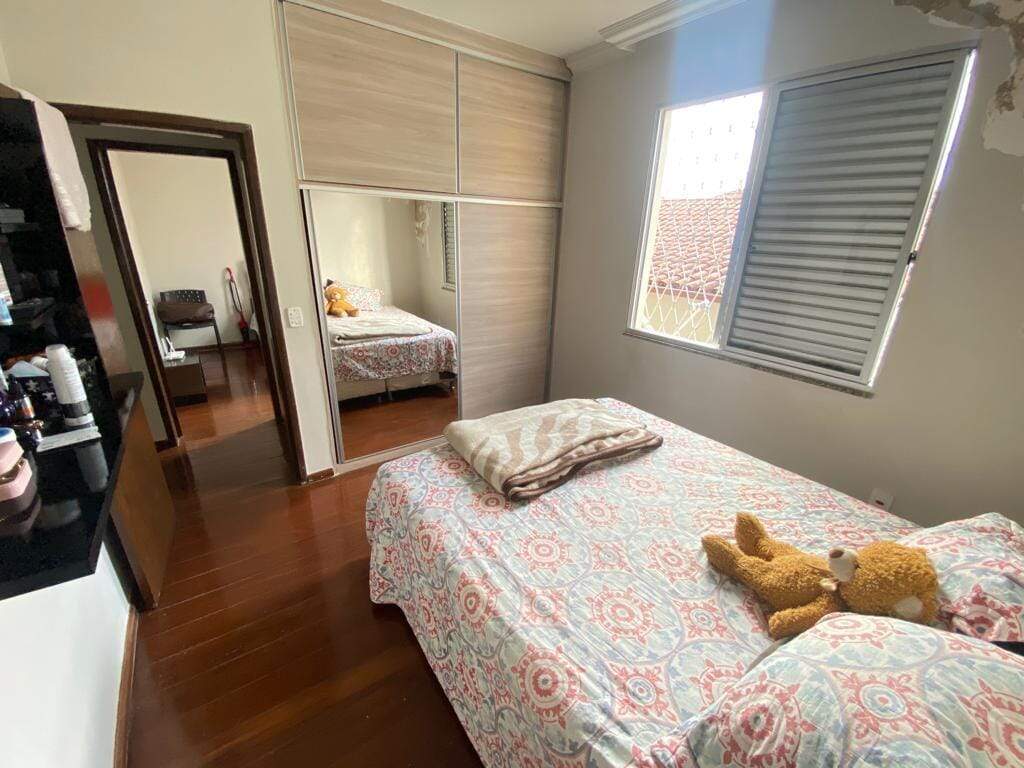 Casa à venda com 3 quartos, 100m² - Foto 19