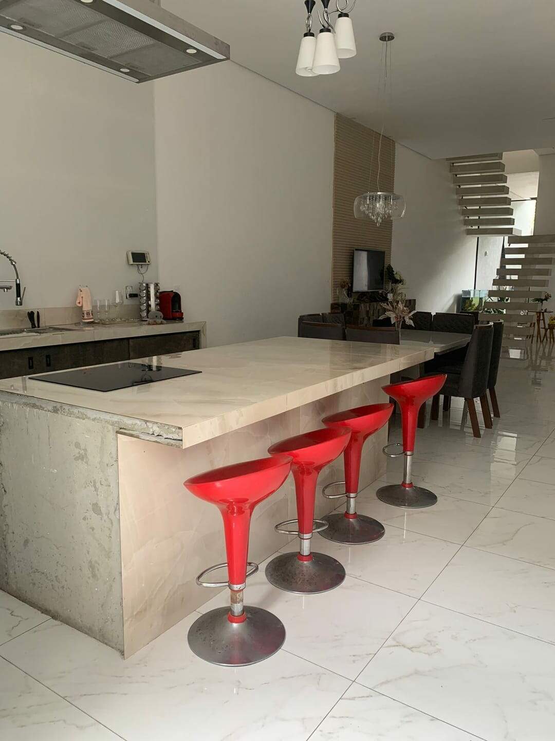 Casa à venda com 4 quartos, 300m² - Foto 7