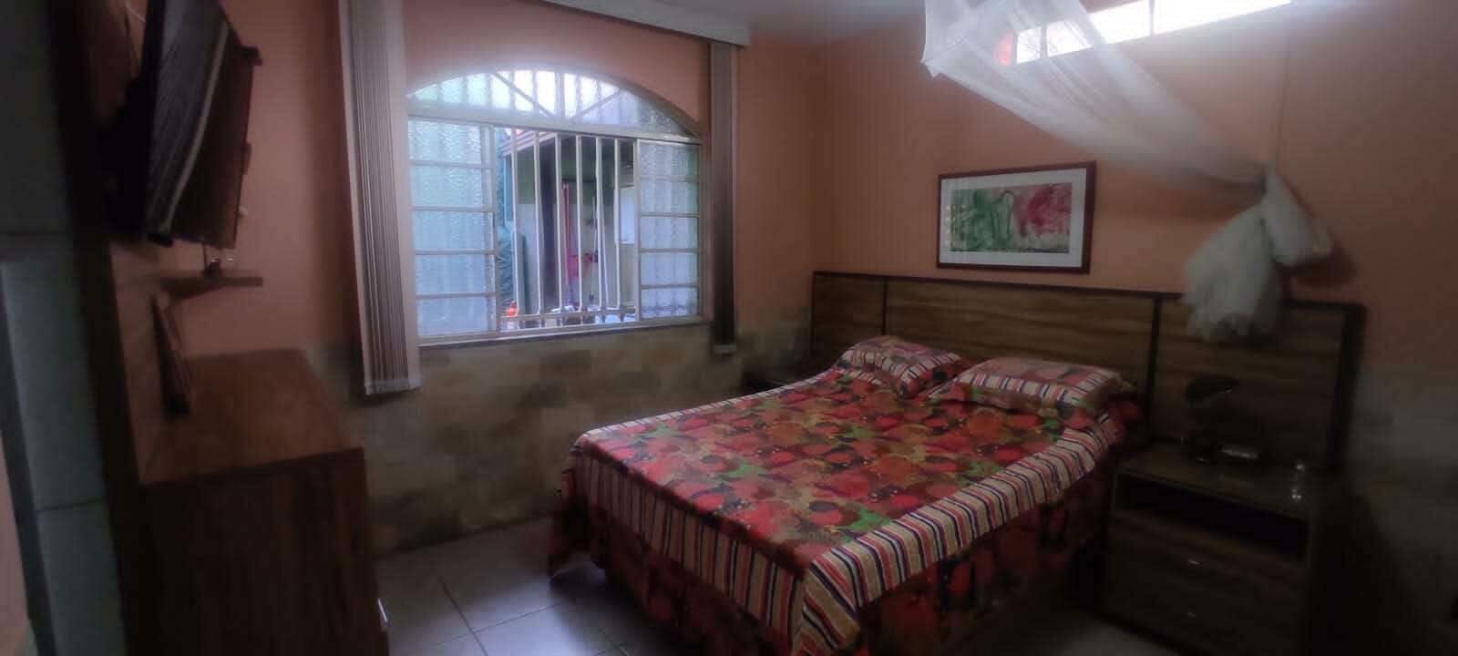 Casa à venda com 3 quartos, 360m² - Foto 16