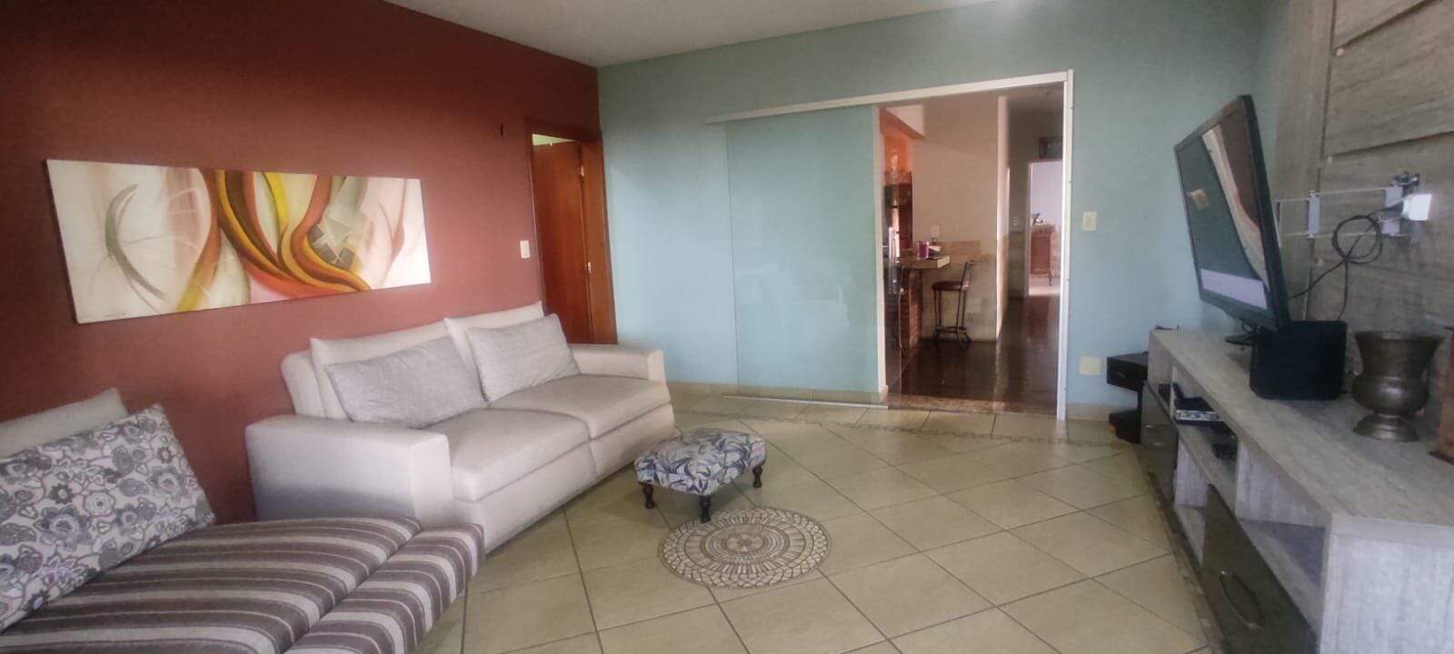 Casa à venda com 3 quartos, 360m² - Foto 11