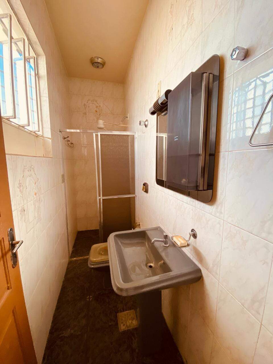 Casa à venda com 3 quartos, 3000m² - Foto 12