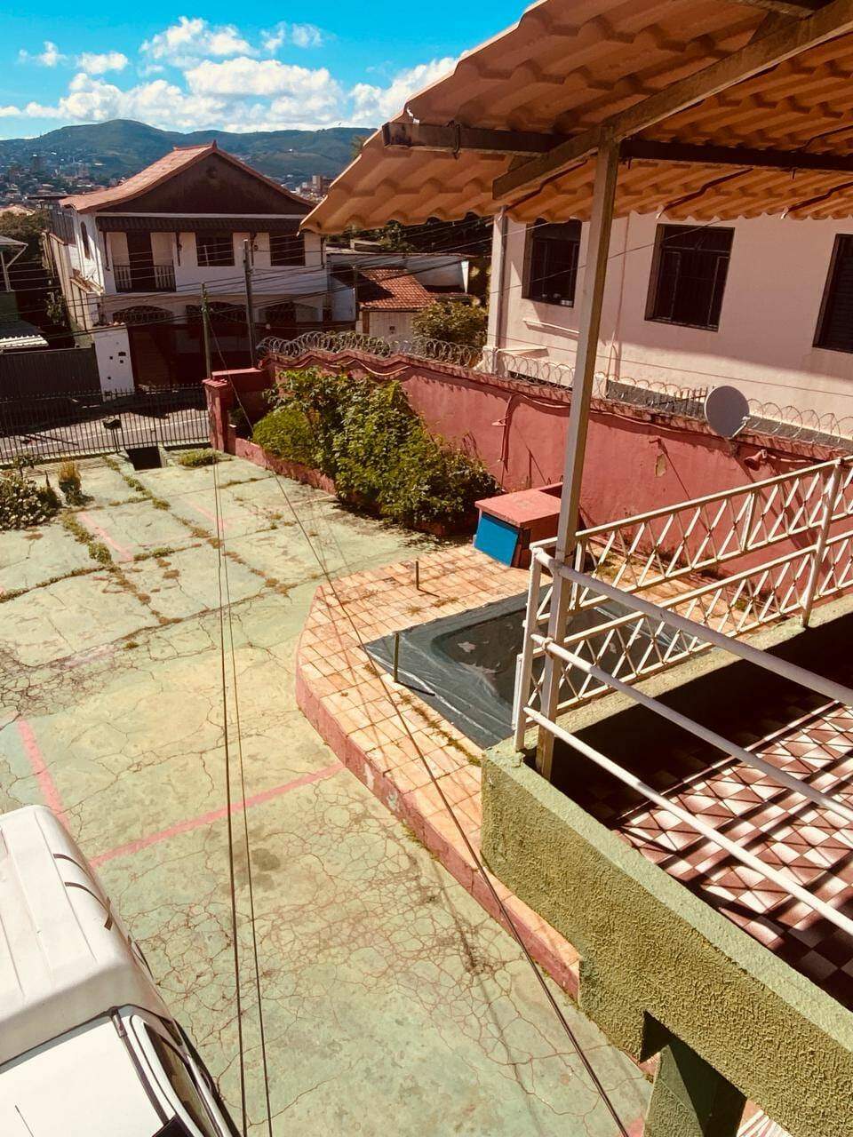 Casa à venda com 3 quartos, 3000m² - Foto 7