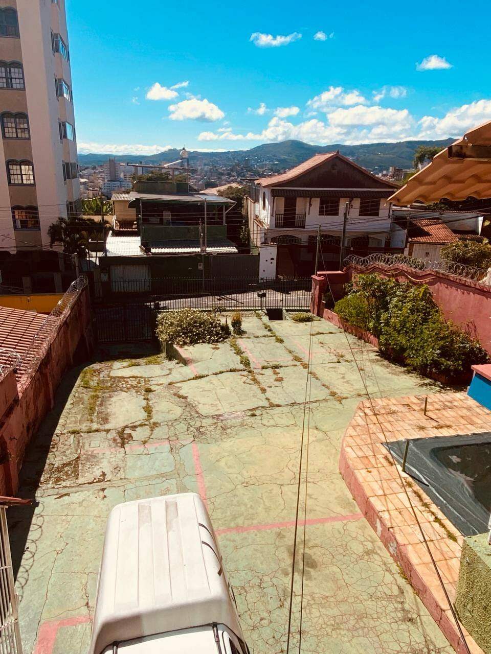 Casa à venda com 3 quartos, 3000m² - Foto 3