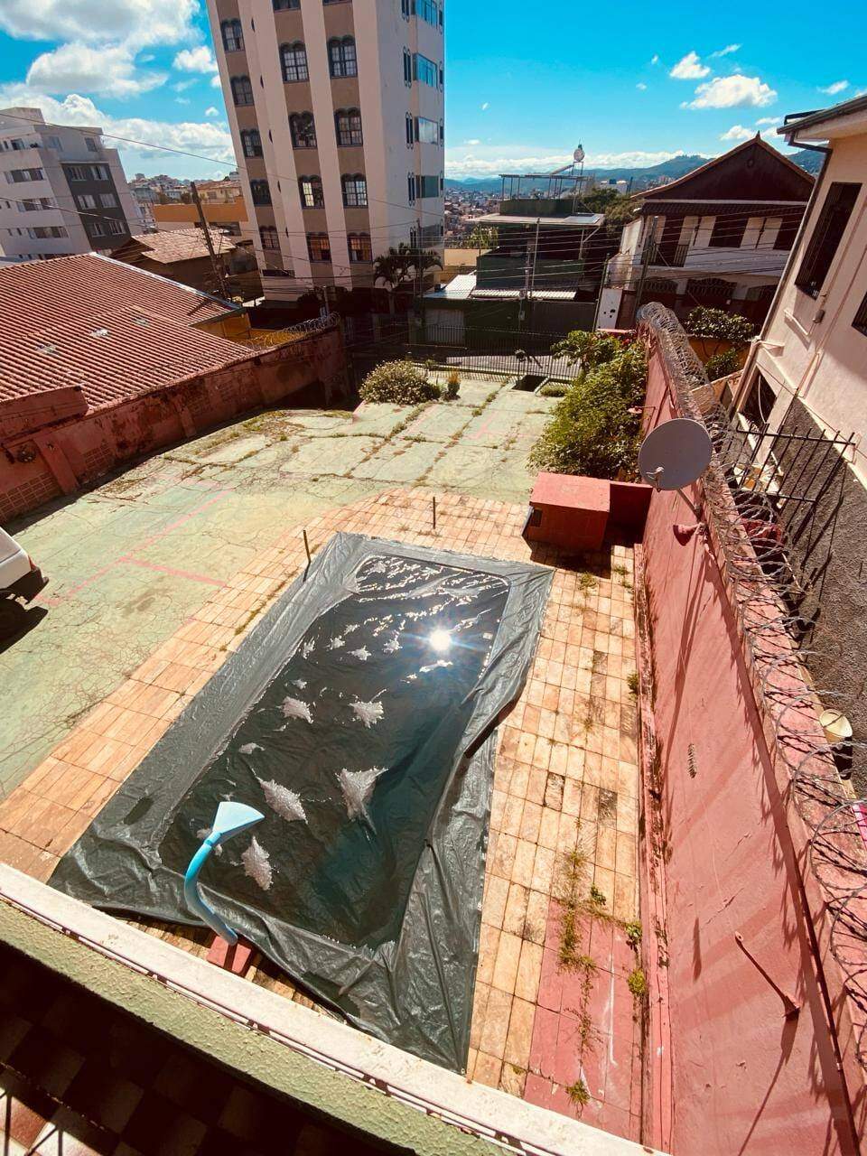 Casa à venda com 3 quartos, 3000m² - Foto 6