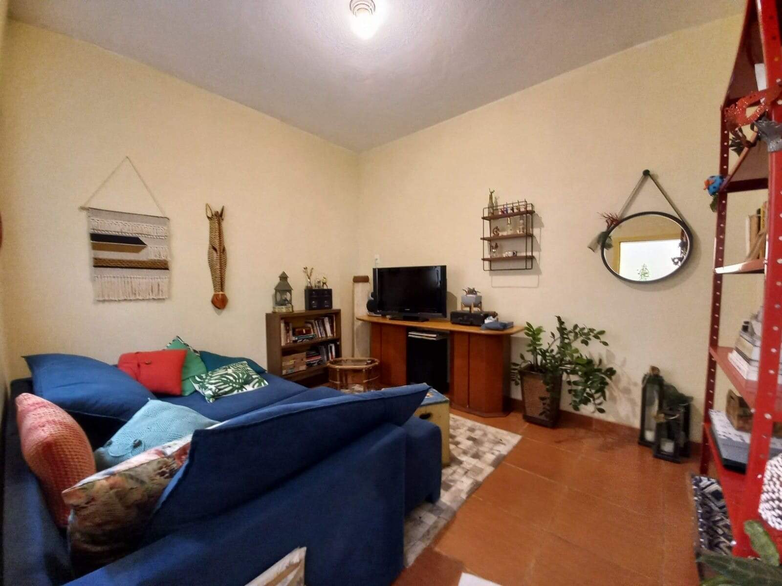 Casa à venda com 2 quartos, 300m² - Foto 4