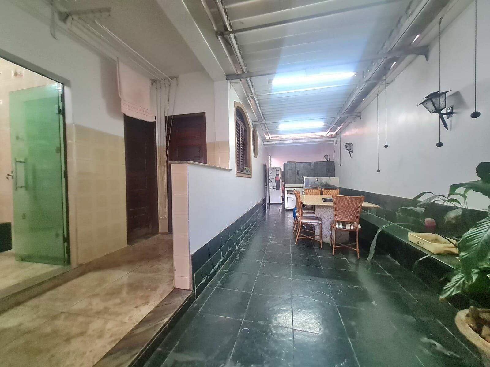 Casa à venda com 3 quartos, 360m² - Foto 21