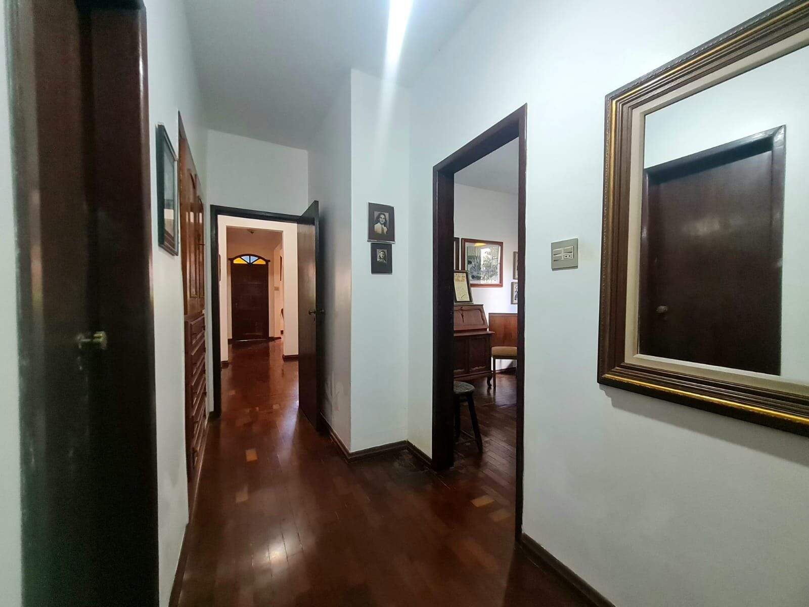 Casa à venda com 3 quartos, 360m² - Foto 19