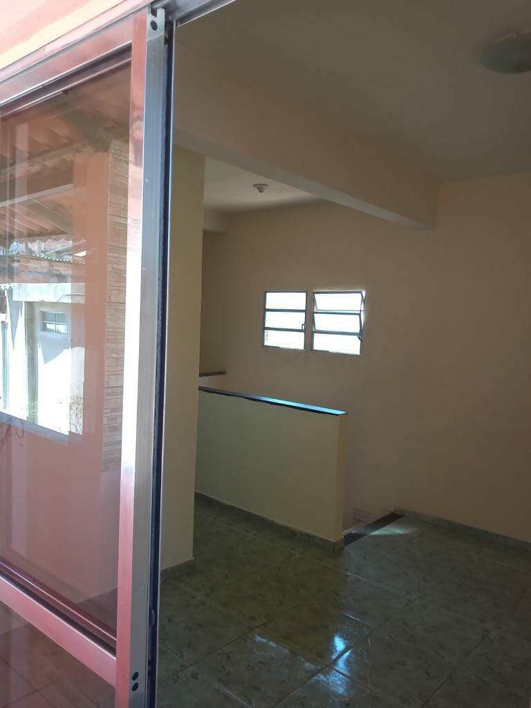 Casa à venda com 4 quartos, 200m² - Foto 22