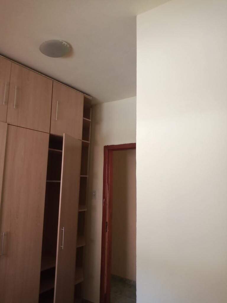 Casa à venda com 4 quartos, 200m² - Foto 24