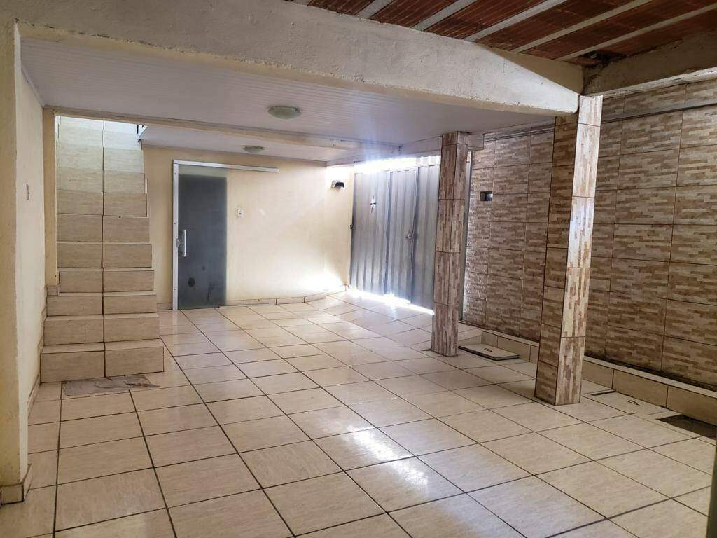 Casa à venda com 4 quartos, 200m² - Foto 7