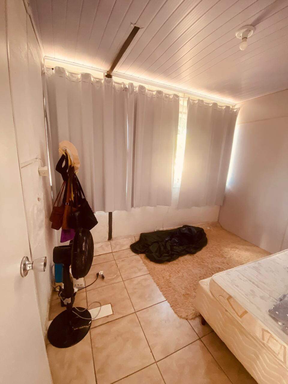 Casa à venda com 2 quartos, 200m² - Foto 19