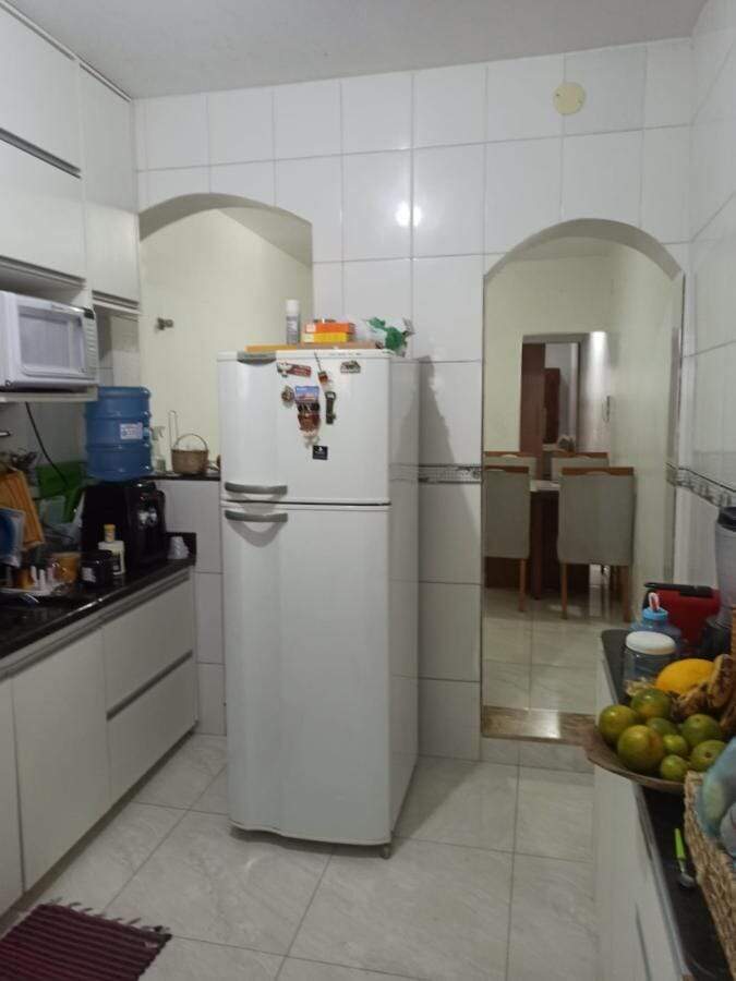 Casa à venda com 3 quartos, 102m² - Foto 11