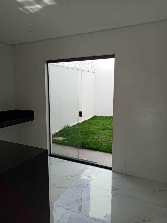 Casa à venda com 3 quartos, 88m² - Foto 8