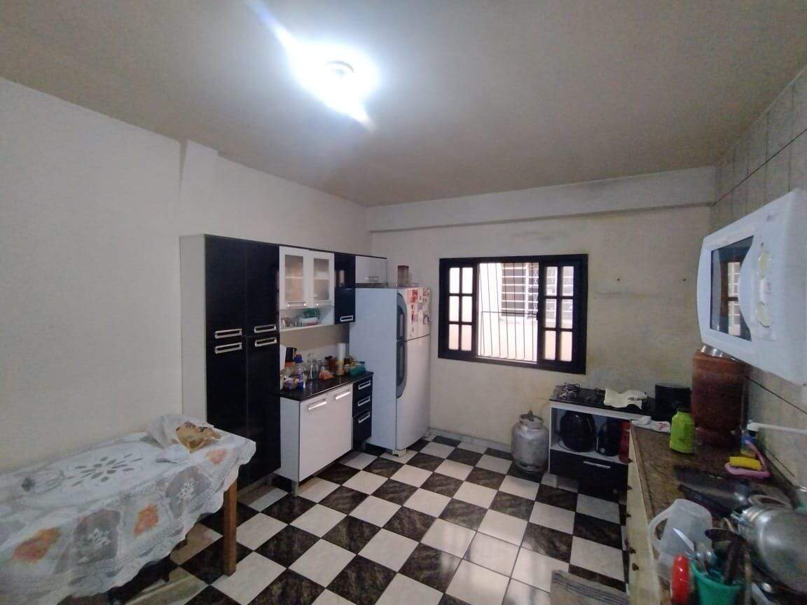 Casa à venda com 3 quartos, 102m² - Foto 8