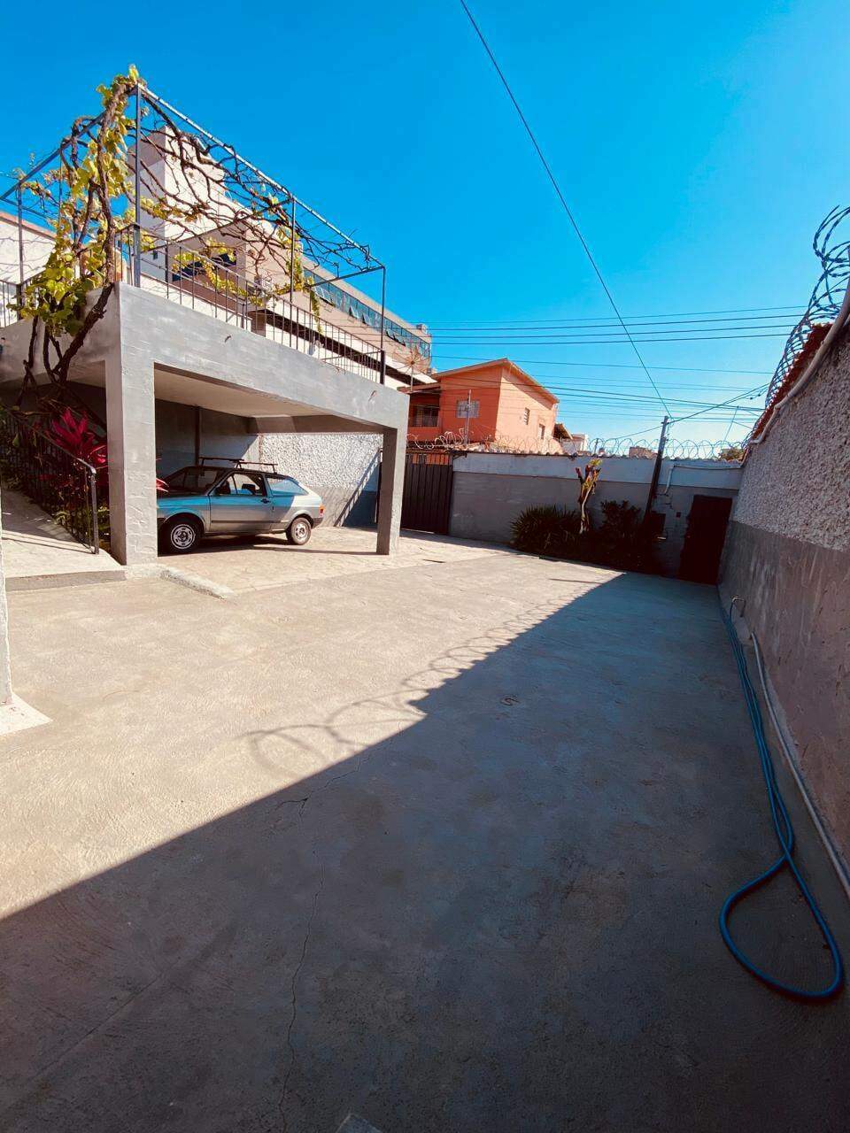 Casa à venda com 4 quartos, 300m² - Foto 25