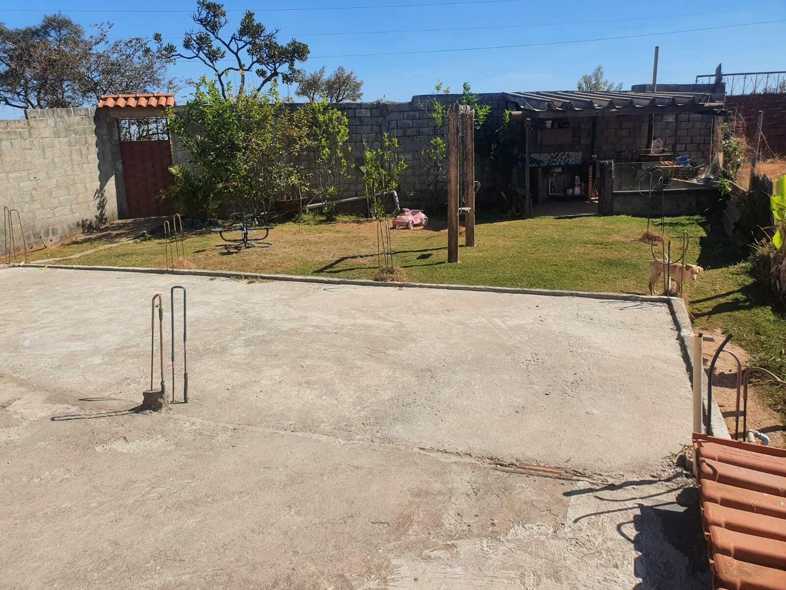 Casa à venda com 2 quartos, 650m² - Foto 20