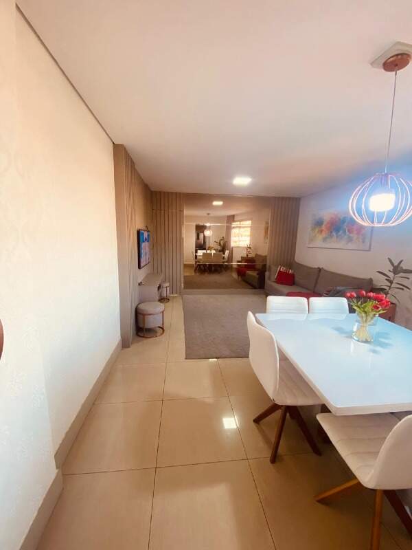 Apartamento à venda com 3 quartos, 72m² - Foto 1