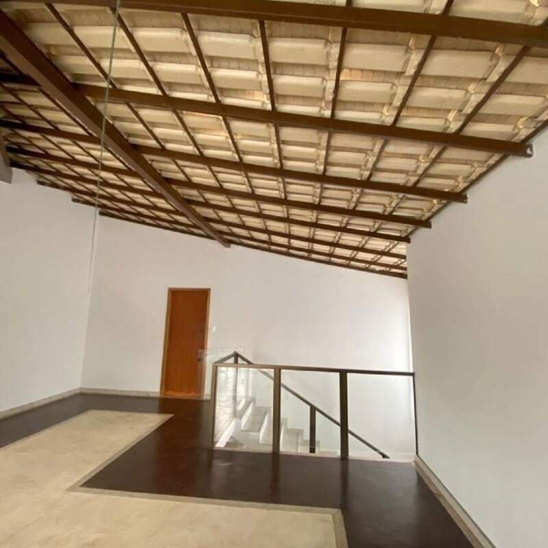 Casa à venda com 4 quartos, 290m² - Foto 10