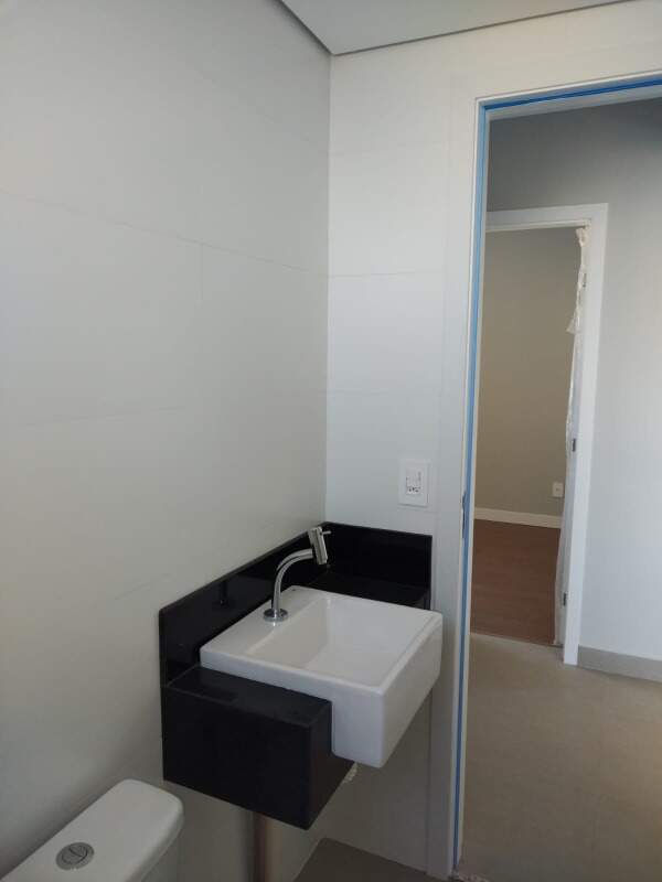 Apartamento à venda com 3 quartos, 217m² - Foto 12