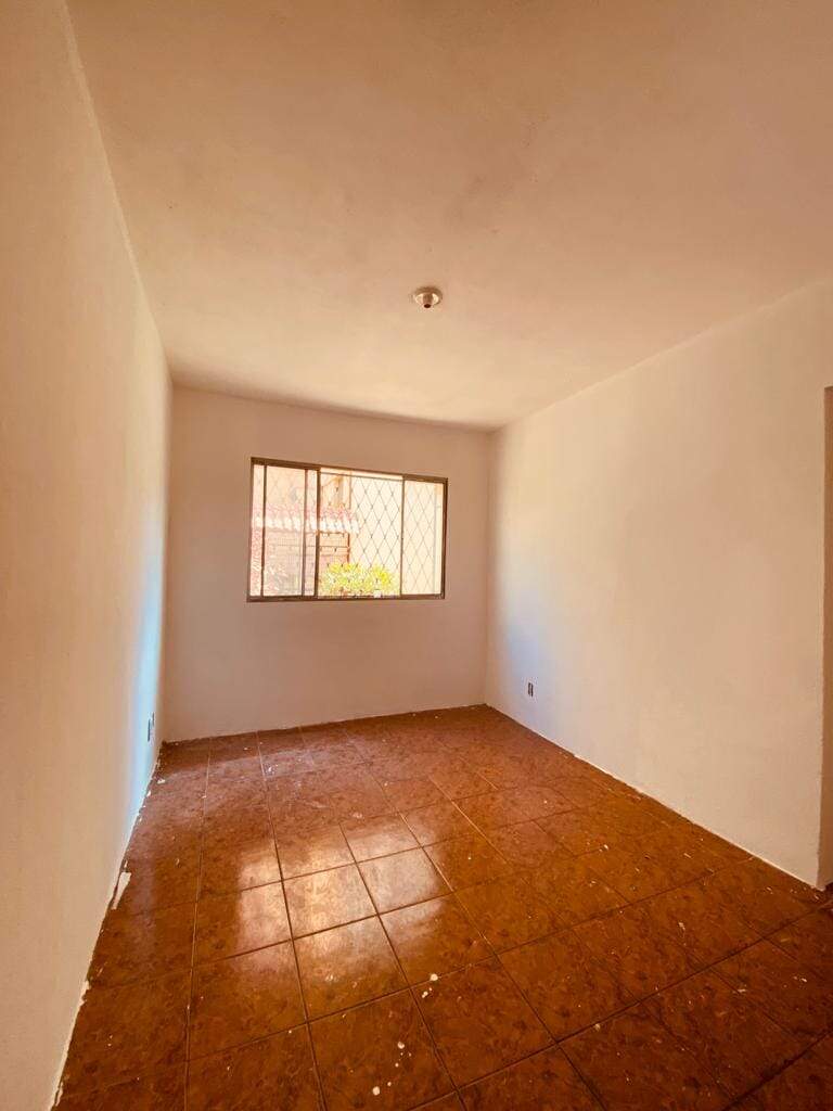 Apartamento à venda com 3 quartos, 47m² - Foto 4