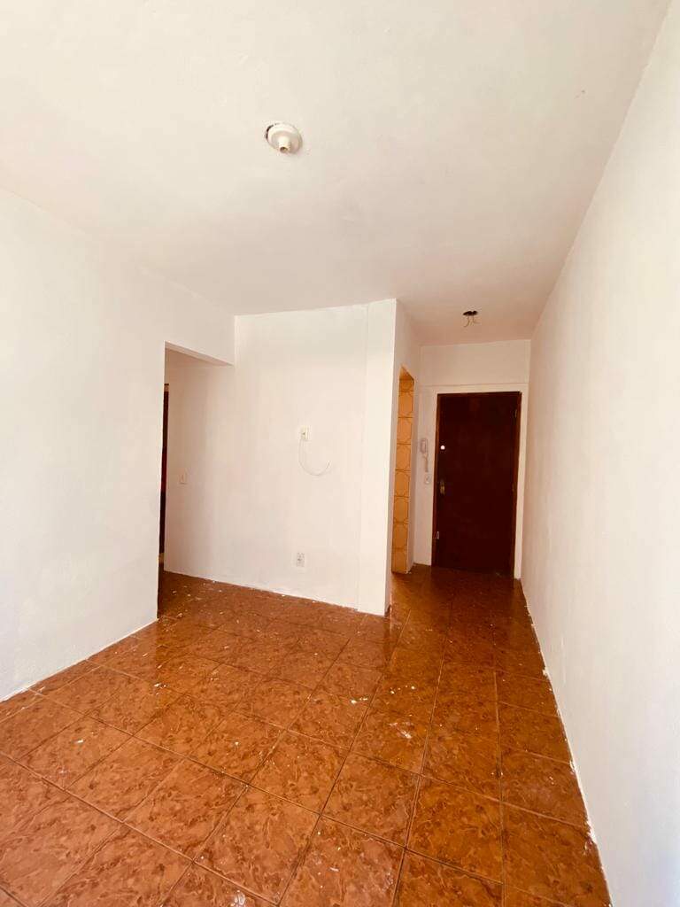 Apartamento à venda com 3 quartos, 47m² - Foto 3