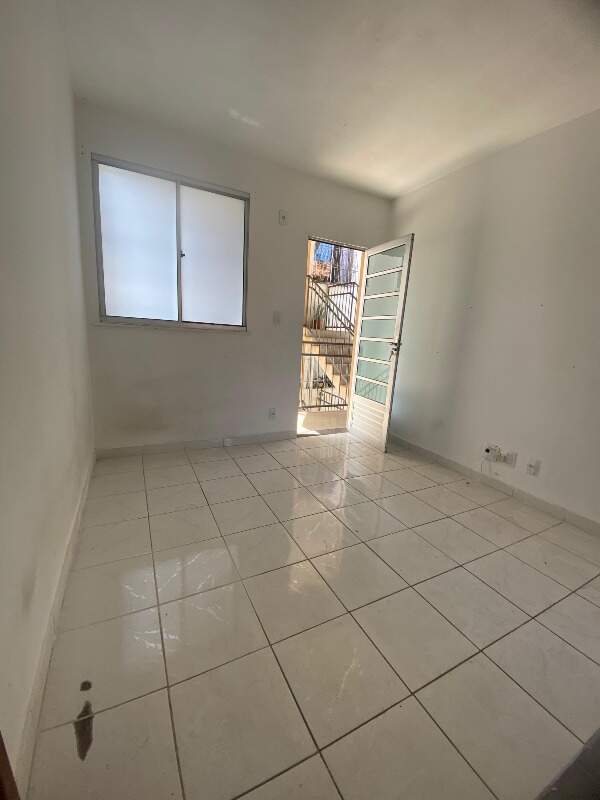 Apartamento à venda com 2 quartos, 50m² - Foto 3