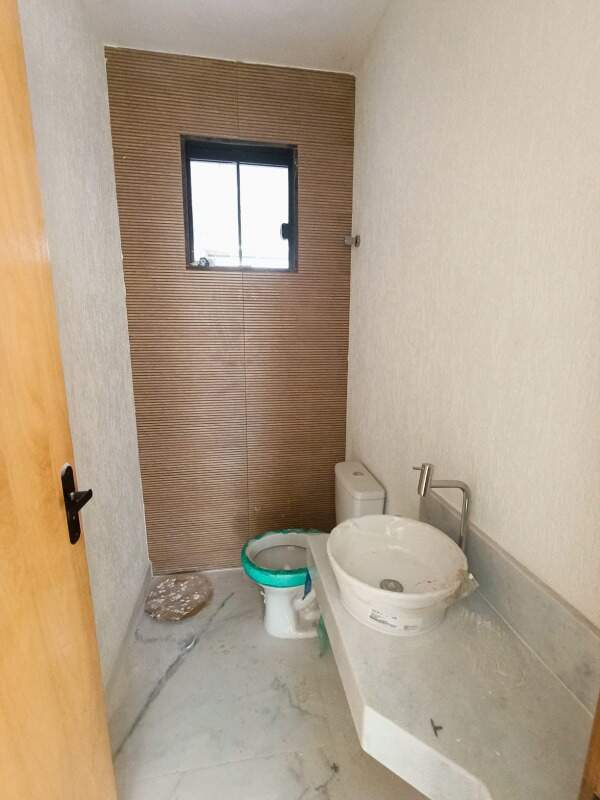 Casa à venda com 3 quartos, 122m² - Foto 11