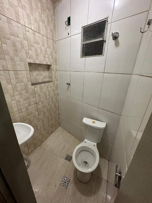 Casa à venda com 3 quartos, 100m² - Foto 6