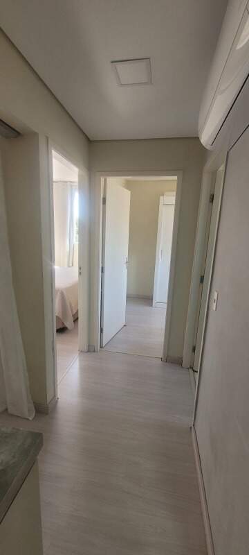 Apartamento à venda com 2 quartos, 45m² - Foto 3