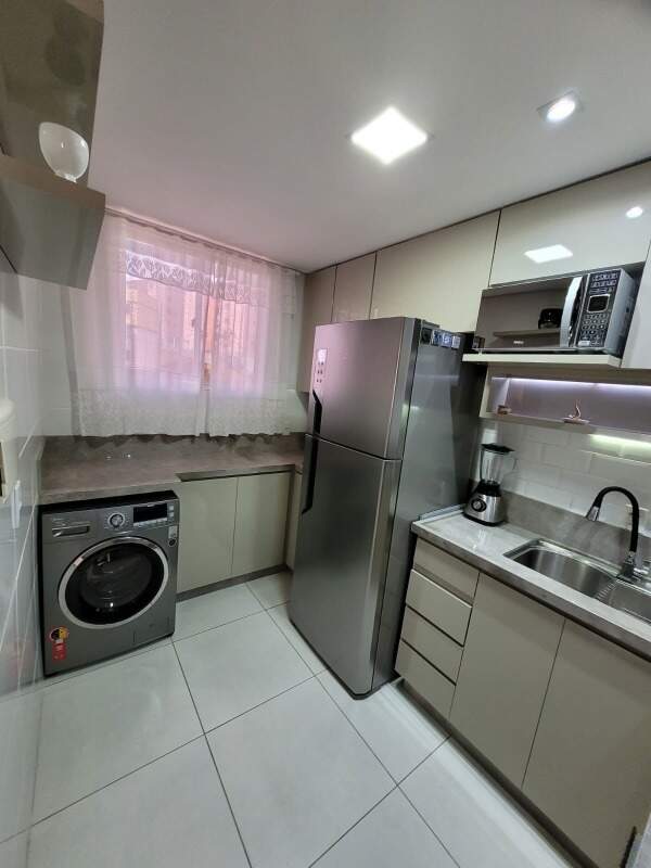 Apartamento à venda com 2 quartos, 45m² - Foto 8