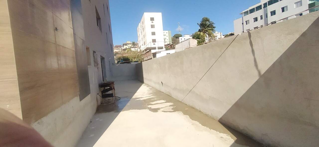 Apartamento à venda com 3 quartos, 240m² - Foto 3