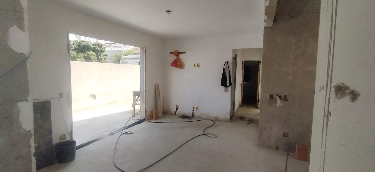 Apartamento à venda com 3 quartos, 240m² - Foto 10