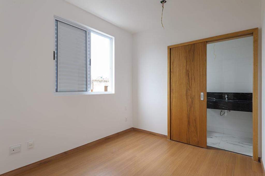 Apartamento à venda com 3 quartos, 90m² - Foto 6