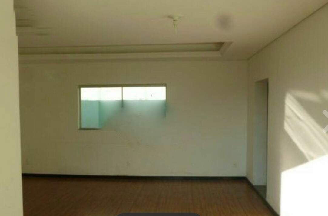 Casa à venda com 4 quartos, 168m² - Foto 3