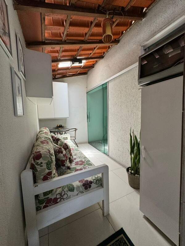 Apartamento à venda com 2 quartos, 70m² - Foto 11