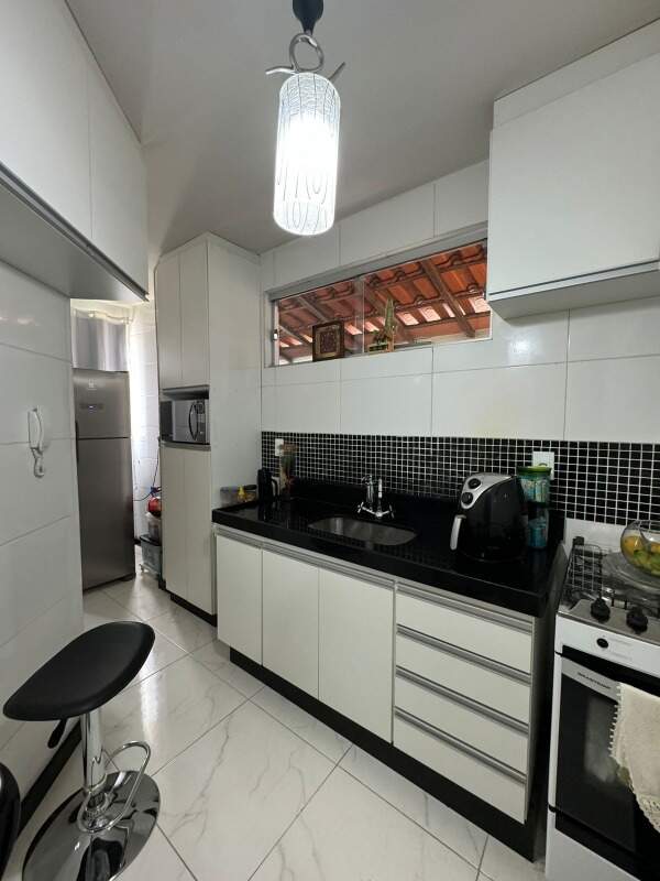 Apartamento à venda com 2 quartos, 70m² - Foto 8