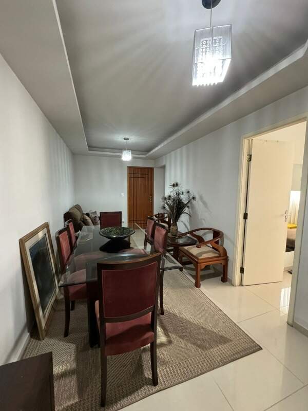 Apartamento à venda com 2 quartos, 70m² - Foto 4