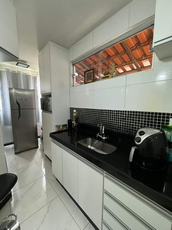 Apartamento à venda com 2 quartos, 70m² - Foto 9