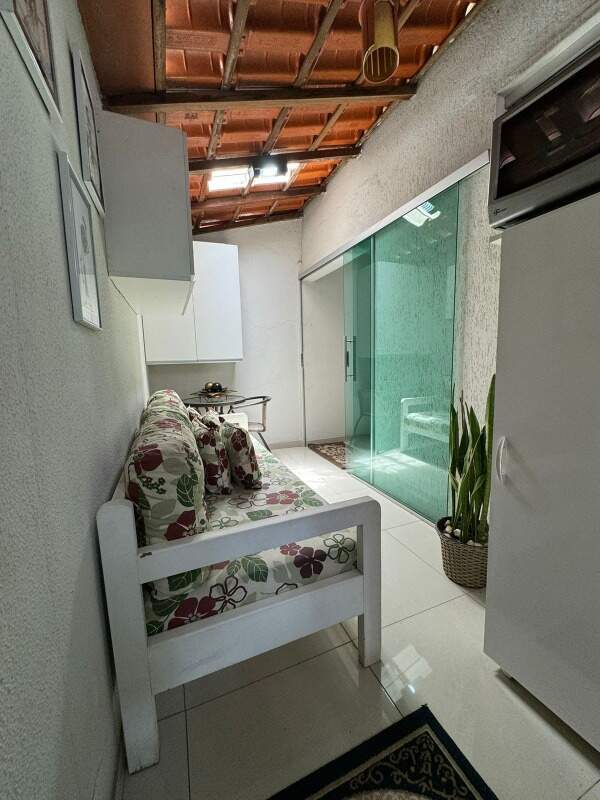 Apartamento à venda com 2 quartos, 70m² - Foto 12