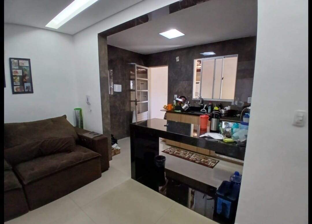 Apartamento à venda com 2 quartos, 100m² - Foto 4