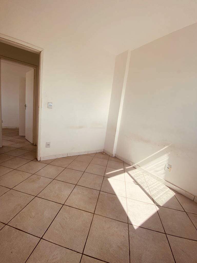 Apartamento à venda com 2 quartos, 53m² - Foto 16