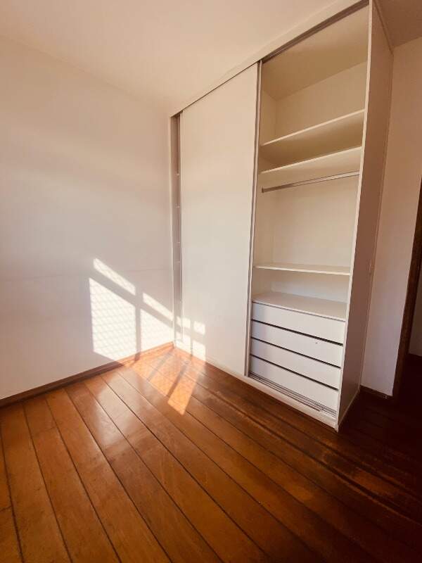 Apartamento à venda com 3 quartos, 122m² - Foto 9