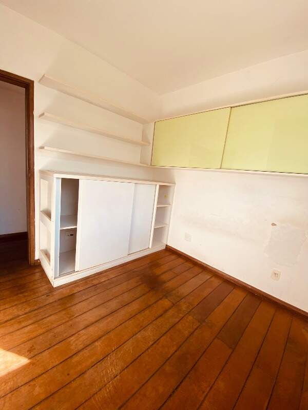 Apartamento à venda com 3 quartos, 122m² - Foto 7